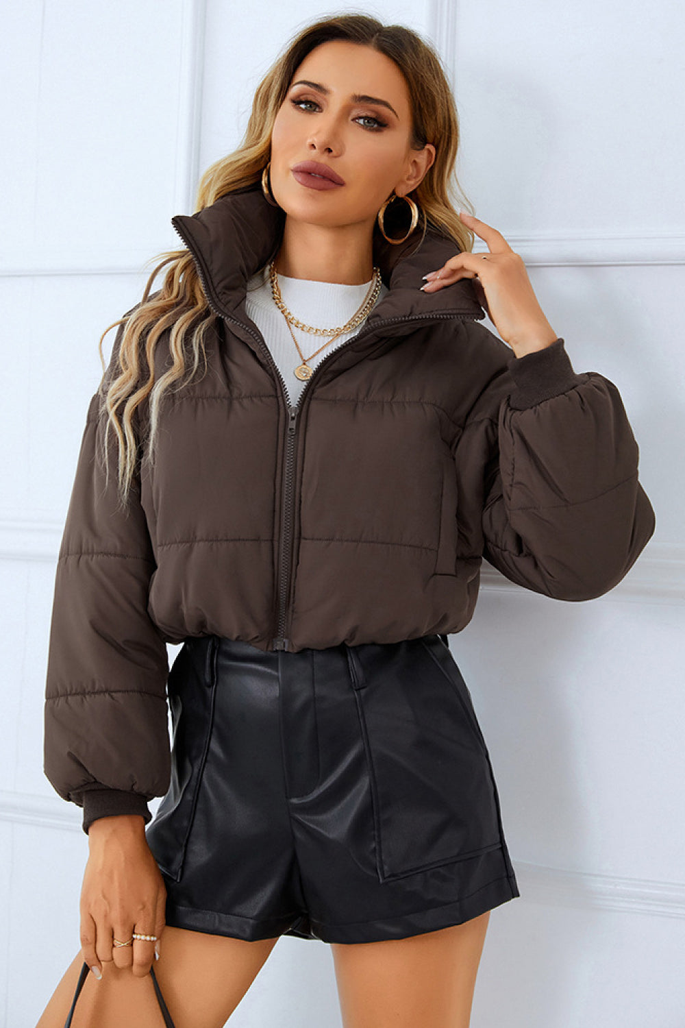 Aura Stylo - Zip-Up Winter Coat with Pockets