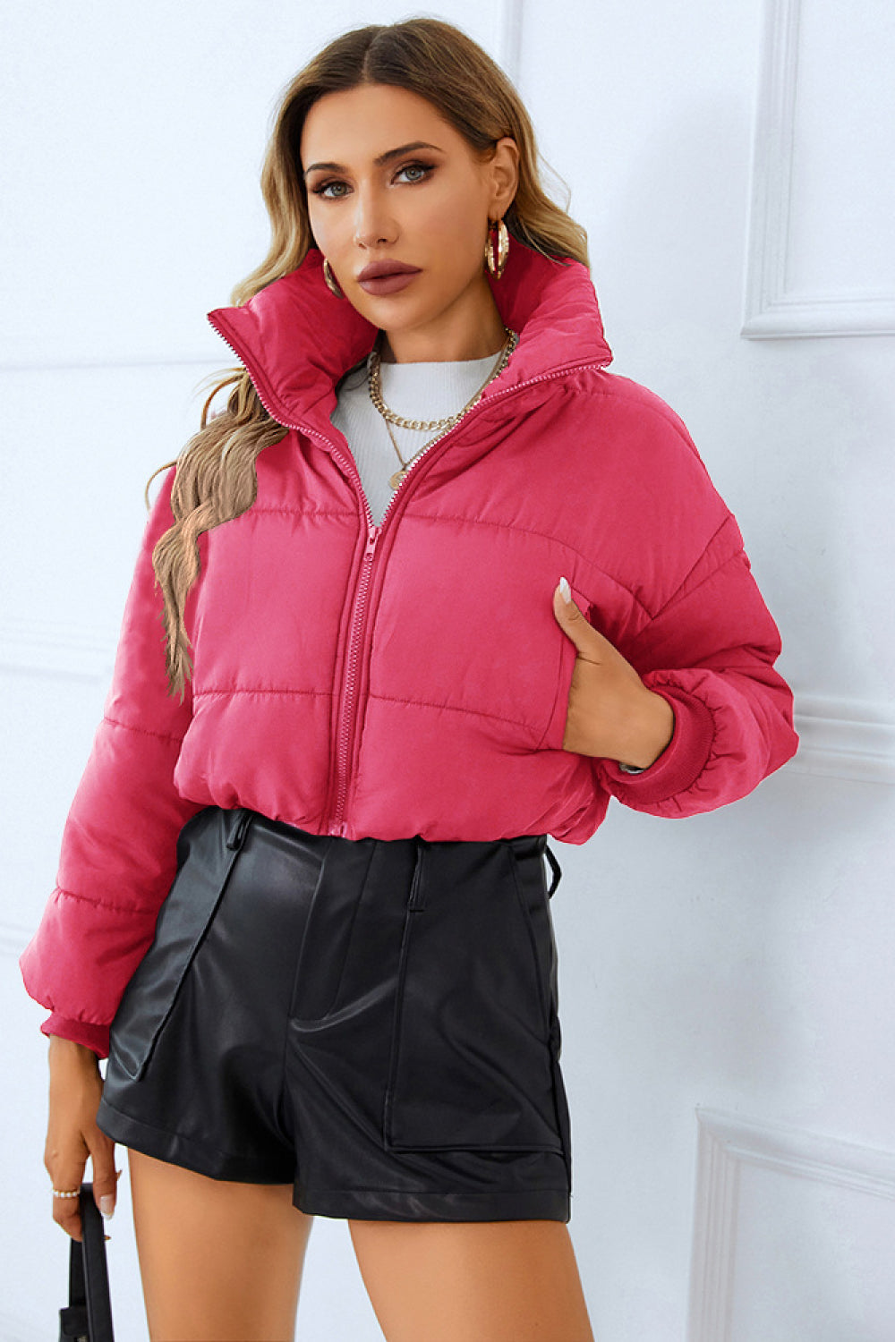 Aura Stylo - Zip-Up Winter Coat with Pockets