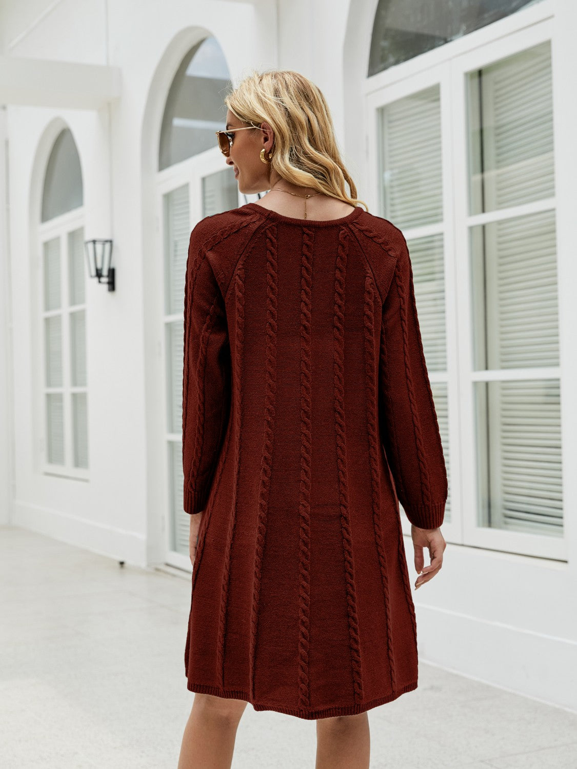 Aura Stylo - Cable-Knit Long Sleeve Sweater Dress