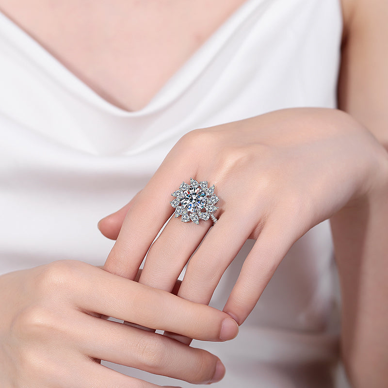 Aura Stylo - 5 Carat Moissanite 925 Sterling Silver Flower Shape Ring